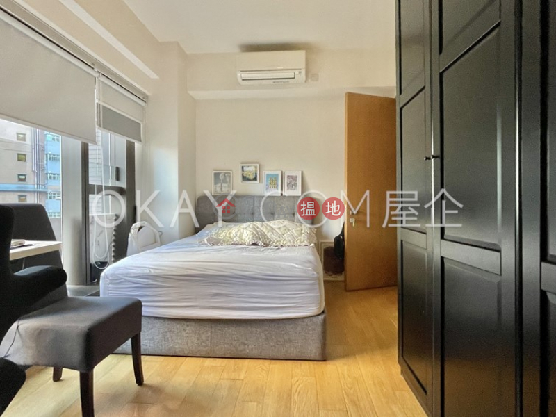 HK$ 34M, Alassio Western District Beautiful 2 bedroom in Mid-levels West | For Sale