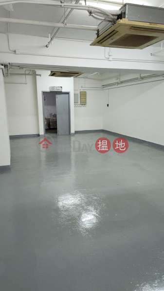 有冷氣,企理大倉小寫,預約睇樓|7河田街 | 屯門-香港出租HK$ 12,000/ 月