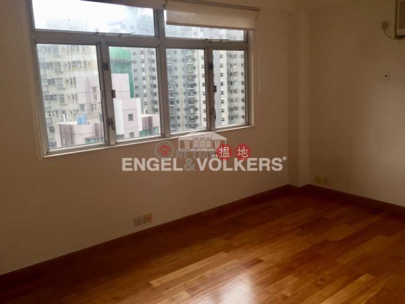 2 Bedroom Flat for Rent in Mid Levels West | Jing Tai Garden Mansion 正大花園 Rental Listings