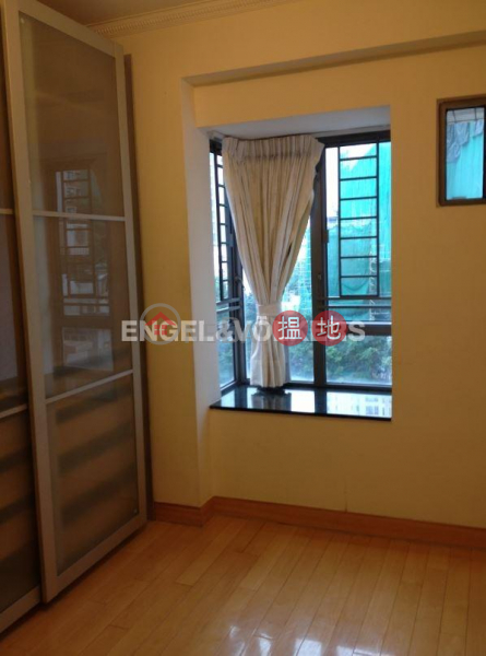 3 Bedroom Family Flat for Sale in Soho, Hollywood Terrace 荷李活華庭 Sales Listings | Central District (EVHK97417)