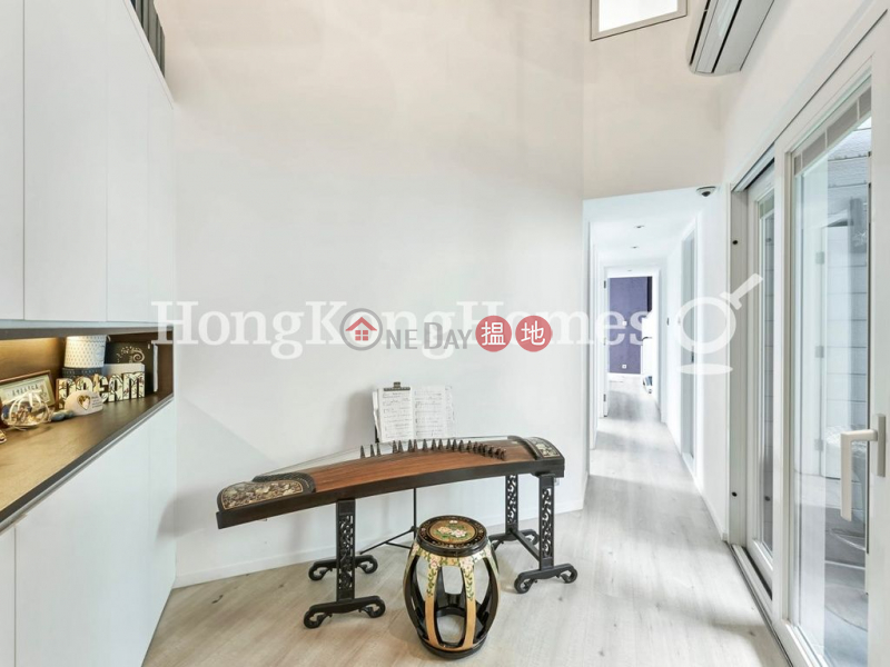 3 Bedroom Family Unit at Central Park Park Avenue | For Sale, 18 Hoi Ting Road | Yau Tsim Mong Hong Kong Sales HK$ 46.5M