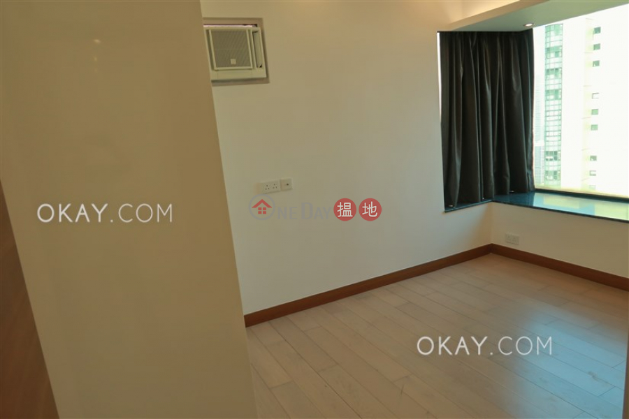 Tasteful 2 bedroom on high floor | Rental | Hillsborough Court 曉峰閣 Rental Listings