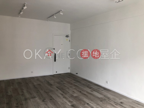 Lovely 2 bedroom on high floor with rooftop | Rental | Tsui Man Court 聚文樓 _0