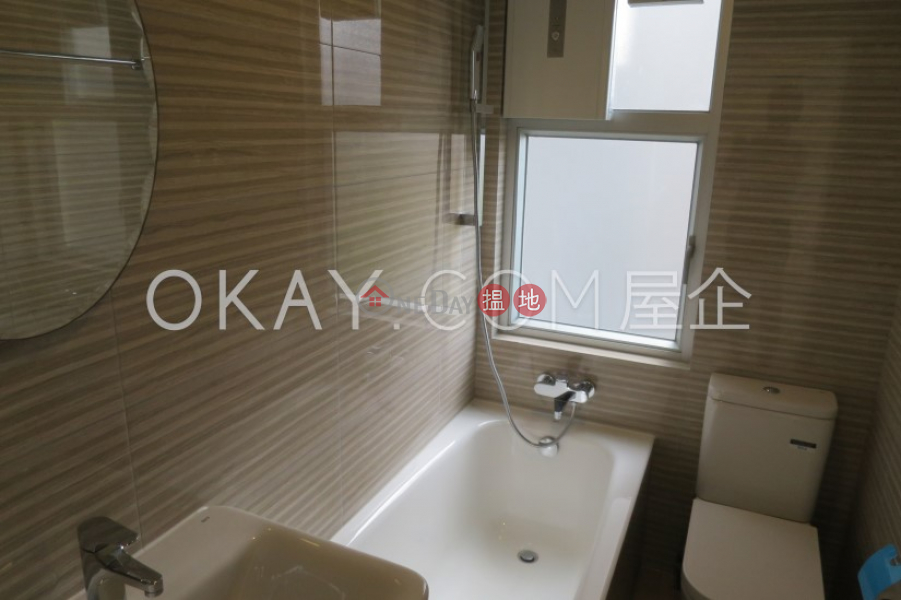 Property Search Hong Kong | OneDay | Residential | Sales Listings Rare 2 bedroom in Mid-levels West | For Sale