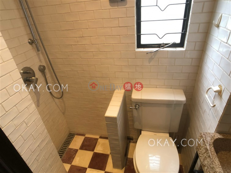 HK$ 8M, 40-42 Circular Pathway Western District, Charming studio in Sheung Wan | For Sale