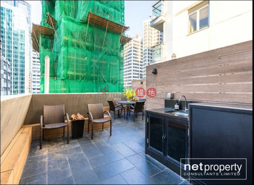 Beautiful Apartment with Rooftop, Vincent House 永勝大廈 Rental Listings | Wan Chai District (B502891)