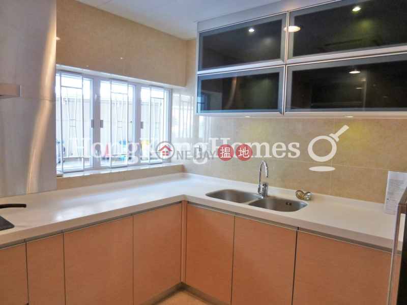 HK$ 145,000/ month 8 Deep Water Bay Road | Wan Chai District | 4 Bedroom Luxury Unit for Rent at 8 Deep Water Bay Road