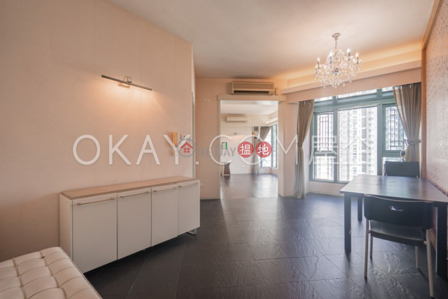Property Search Hong Kong | OneDay | Residential | Sales Listings, Luxurious 4 bedroom on high floor with rooftop | For Sale