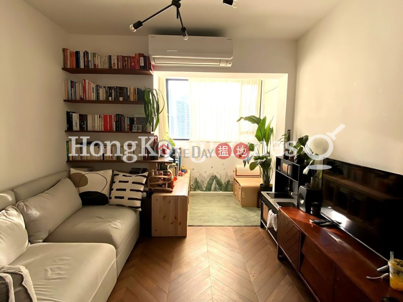 Property Search Hong Kong | OneDay | Residential | Sales Listings 2 Bedroom Unit at Royal Court | For Sale