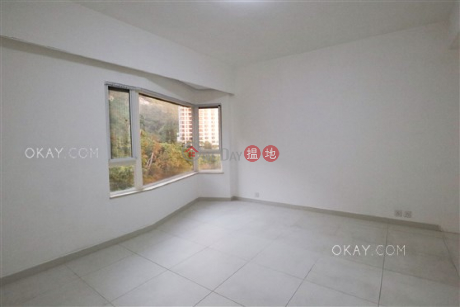 Luxurious 3 bedroom with balcony & parking | For Sale | Tower 1 Ruby Court 嘉麟閣1座 Sales Listings