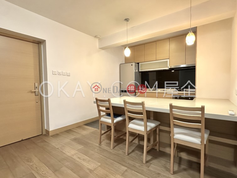 Generous 1 bedroom on high floor | Rental | 93 Caine Road | Central District Hong Kong Rental HK$ 30,000/ month