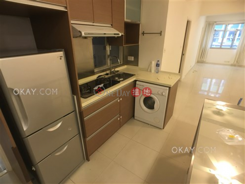 Elegant 2 bedroom with terrace | For Sale 129-133 Caine Road | Central District, Hong Kong | Sales HK$ 11M