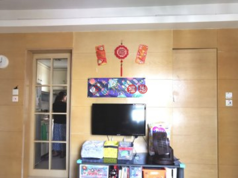 Tsing Yi Garden | Block 7 Middle A Unit Residential, Sales Listings, HK$ 6M