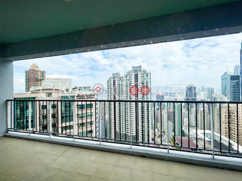 Lovely 3 bedroom with balcony & parking | Rental | Fairmont Gardens 翠錦園 Rental Listings