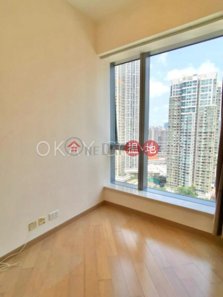 HK$ 34,000/ month, The Cullinan Tower 21 Zone 5 (Star Sky) Yau Tsim Mong | Elegant 2 bedroom on high floor with sea views | Rental