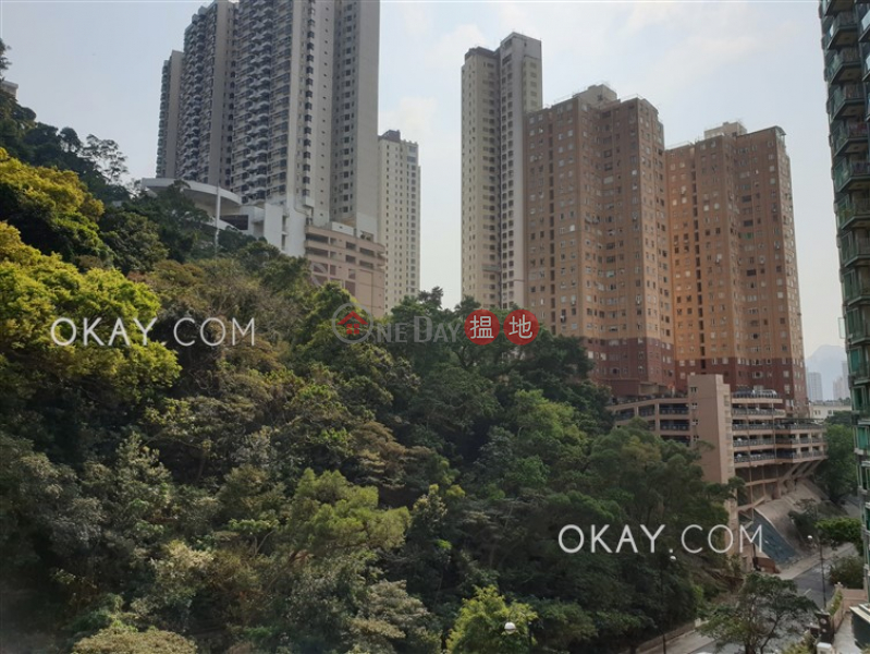 HK$ 43,000/ 月-龍華花園-灣仔區3房2廁,連車位,露台龍華花園出租單位