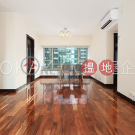 Stylish 3 bedroom with parking | Rental