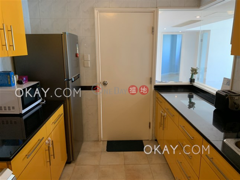 Nicely kept 3 bed on high floor with racecourse views | For Sale | Crescent Heights 月陶居 Sales Listings