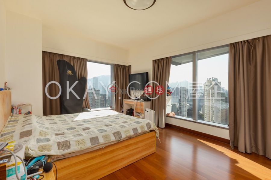 HK$ 75M, Serenade | Wan Chai District | Beautiful 4 bed on high floor with balcony & parking | For Sale