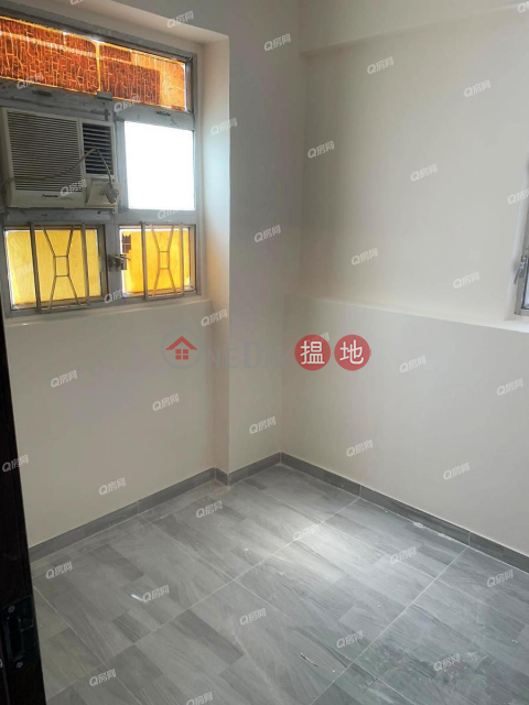 全新靚裝，實用兩房，鄰近地鐵《榮發大廈租盤》 | 榮發大廈 Wing Fat Building _0