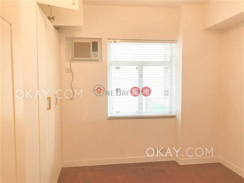 Efficient 3 bedroom with balcony & parking | Rental | Breezy Court 瑞麒大廈 Rental Listings