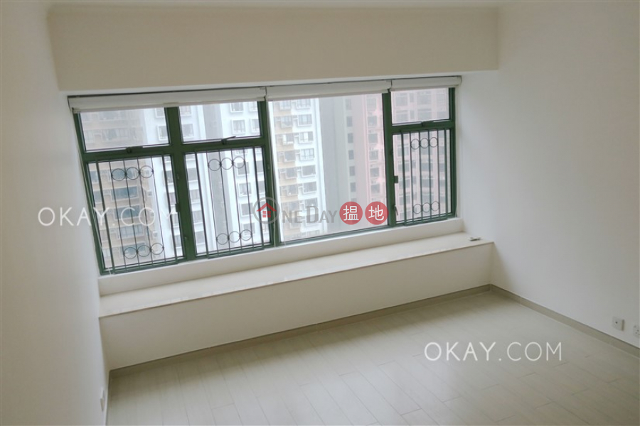 Property Search Hong Kong | OneDay | Residential | Sales Listings | Tasteful 2 bedroom in Mid-levels West | For Sale