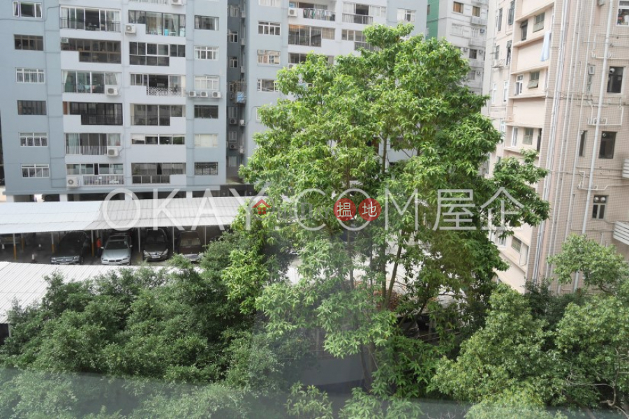 HK$ 30,000/ month, First Mansion, Western District Intimate 1 bedroom in Mid-levels West | Rental
