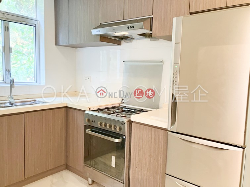 HK$ 59,000/ month, Sea and Sky Court Southern District Rare 3 bedroom with sea views & parking | Rental