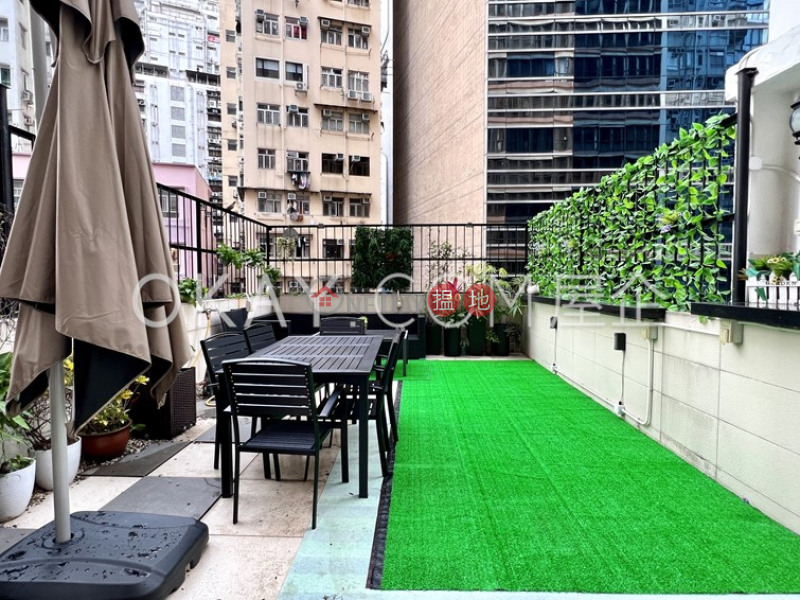 Popular 1 bedroom on high floor with rooftop | Rental | 185 Wing Lok Street 永樂街185號 Rental Listings