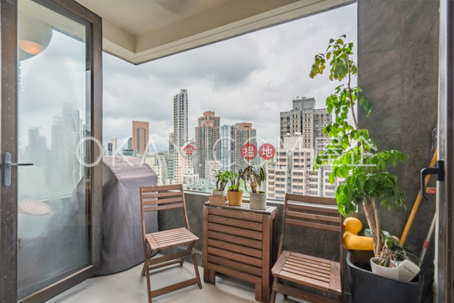 Gorgeous 3 bedroom with balcony & parking | For Sale | Winner Court 榮華閣 Sales Listings