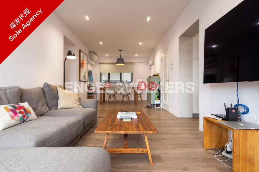 3 Bedroom Family Flat for Sale in Soho, Winner Court 榮華閣 Sales Listings | Central District (EVHK88580)