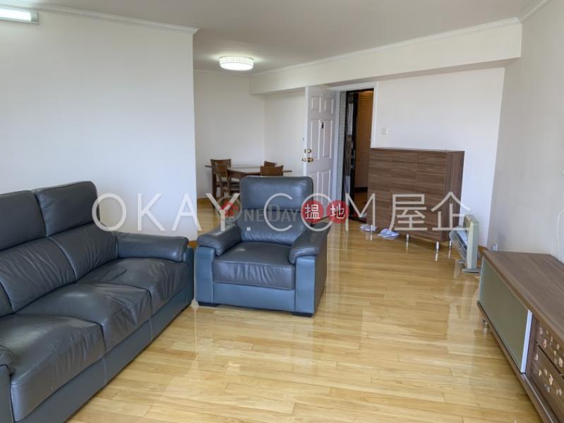 Nicely kept 3 bedroom with sea views & balcony | Rental | (T-33) Pine Mansion Harbour View Gardens (West) Taikoo Shing 太古城海景花園(西)青松閣 (33座) Rental Listings