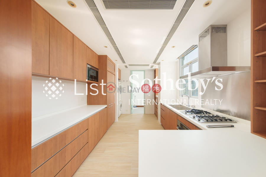 Property for Sale at Hillgrove Block B10-C9 with 3 Bedrooms | Hillgrove Block B10-C9 壁如花園 B10-C9座 Sales Listings