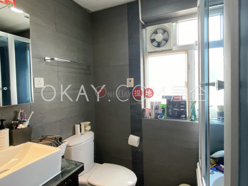 HK$ 8M Hing Keng Shek | Sai Kung | Cozy house on high floor with rooftop & balcony | For Sale