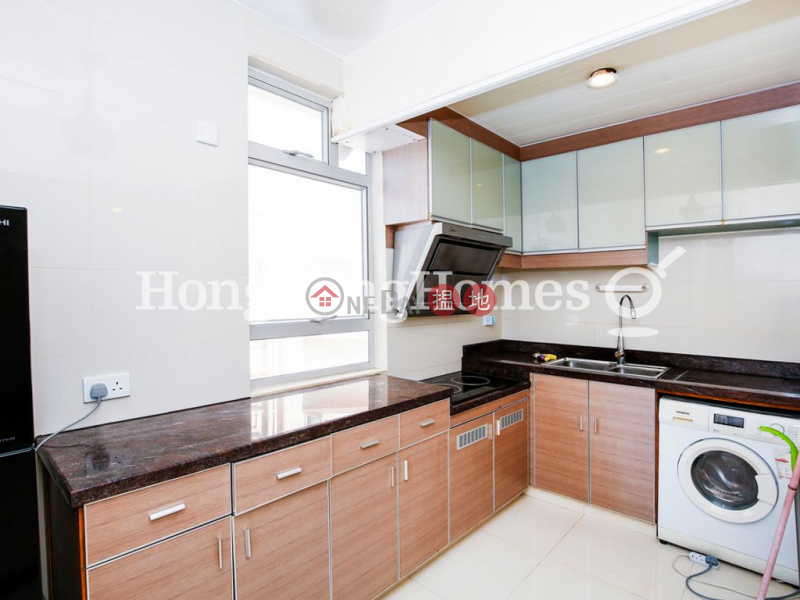 3 Bedroom Family Unit for Rent at Tai Sang Building 1 Sands Street | Western District Hong Kong, Rental | HK$ 24,800/ month