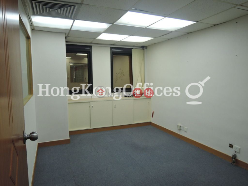 HK$ 28,004/ month Woon Lee Commercial Building Yau Tsim Mong, Office Unit for Rent at Woon Lee Commercial Building