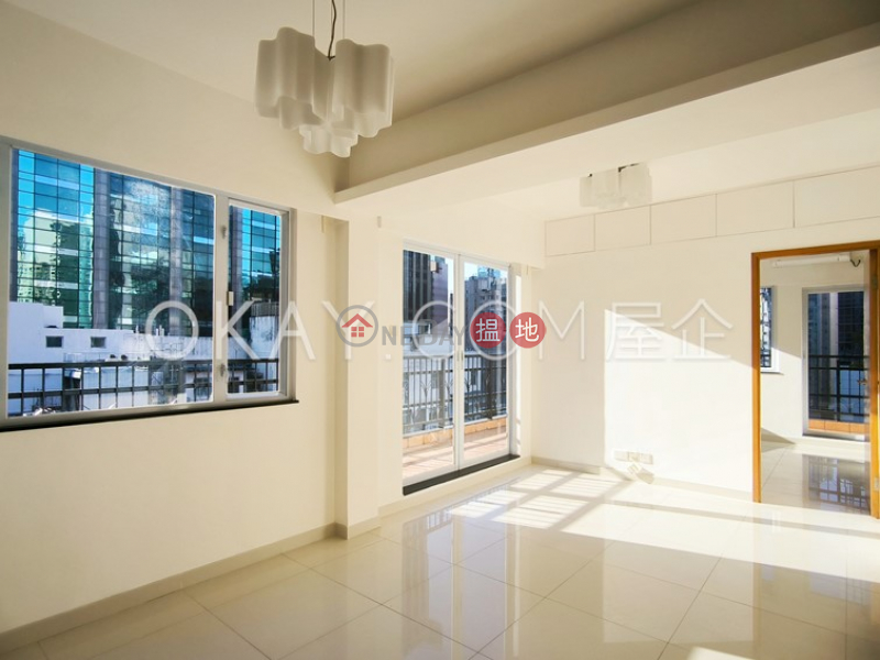 Property Search Hong Kong | OneDay | Residential | Rental Listings Intimate 1 bedroom on high floor with balcony | Rental