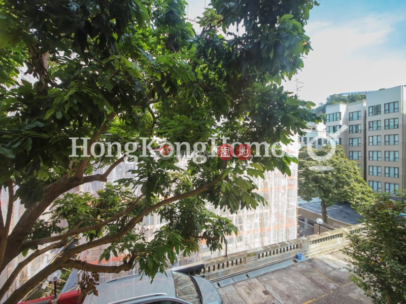 3 Bedroom Family Unit for Rent at 4-10 Green Lane | 4-10 Green Lane 箕璉坊4-10號 Rental Listings