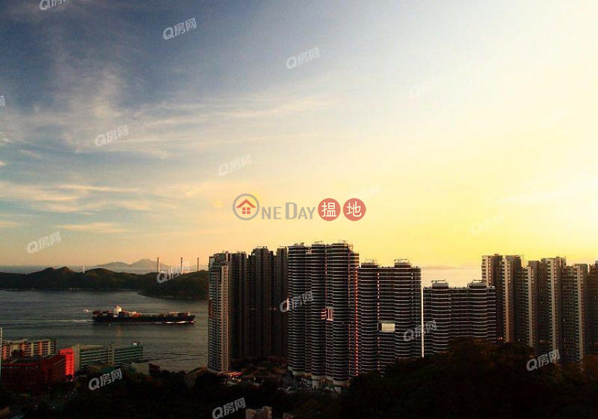 HK$ 48,000/ 月薄扶林花園-西區|實用三房，特大露台，連車位《薄扶林花園租盤》