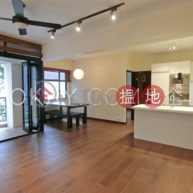 Tasteful 2 bedroom with balcony | Rental, Tak Mansion 德苑 | Western District (OKAY-R255972)_0