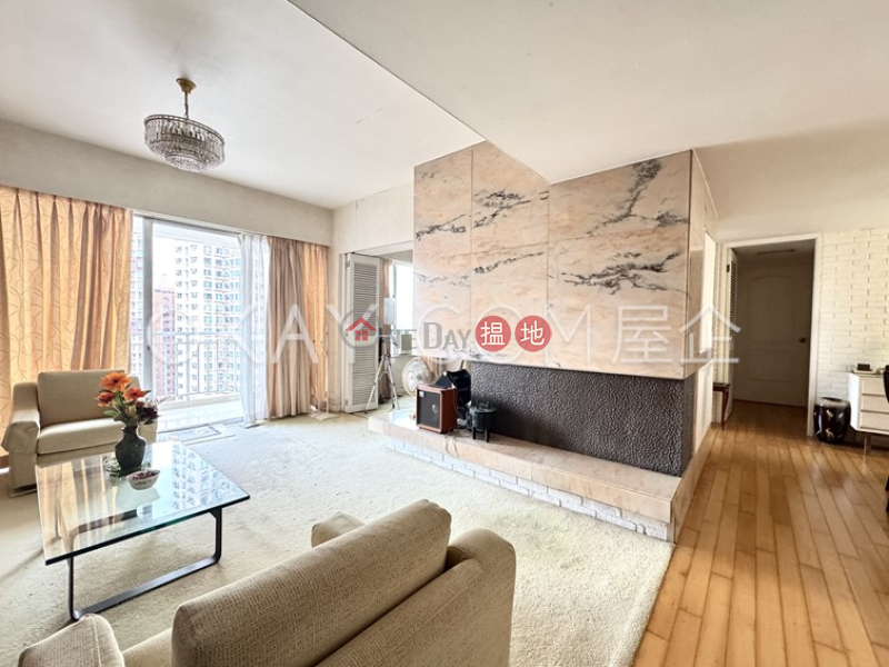 Rare 2 bedroom on high floor with balcony & parking | For Sale | Woodland Gardens 華翠園 Sales Listings