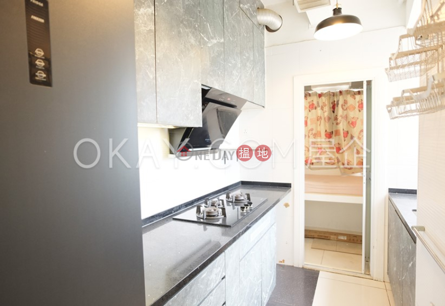 Elegant 3 bedroom on high floor with balcony | Rental 33 Ka Wai Man Road | Western District | Hong Kong, Rental | HK$ 47,000/ month