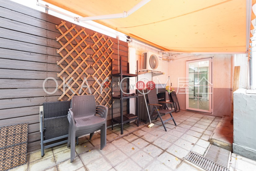 HK$ 11M Fully Building, Wan Chai District | Lovely 1 bedroom with terrace | For Sale