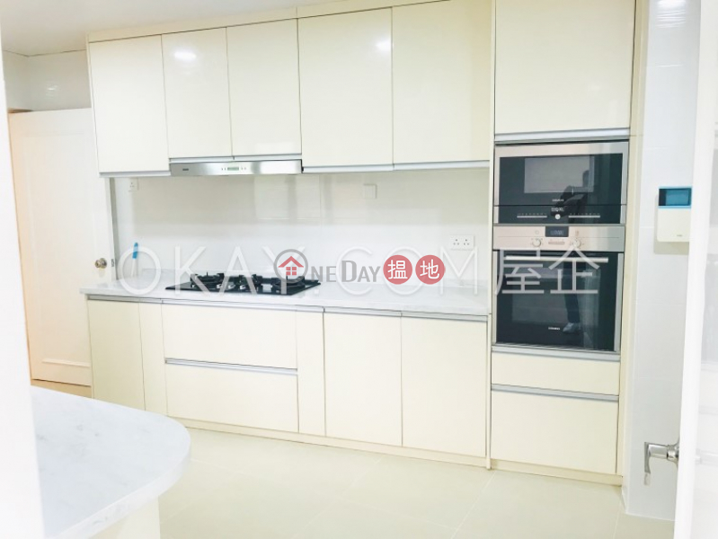 Gorgeous 3 bedroom with parking | For Sale | Tower 2 Ruby Court 嘉麟閣2座 Sales Listings