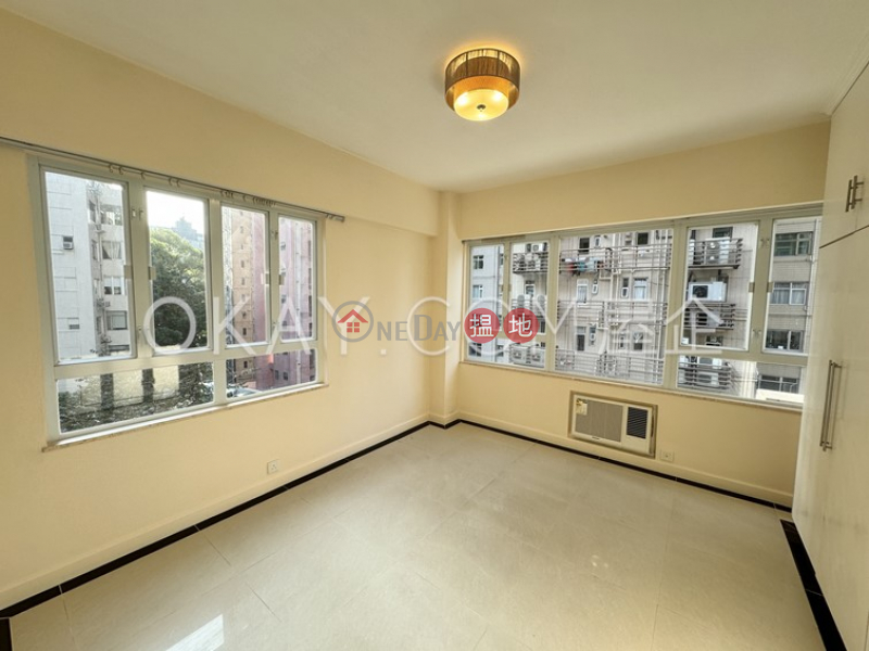 Luxurious 3 bedroom with balcony & parking | Rental | King\'s Garden 健園 Rental Listings