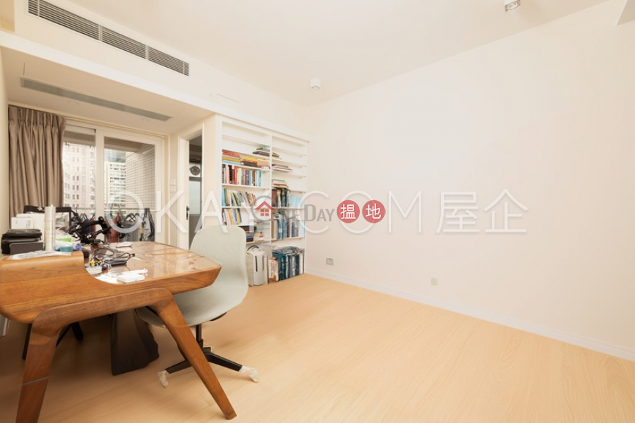 Efficient 4 bedroom with balcony & parking | For Sale | Garden Terrace 花園台 Sales Listings