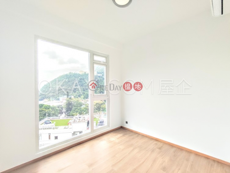 HK$ 75,000/ month | Mini Ocean Park Station Southern District, Rare 2 bedroom with sea views, balcony | Rental