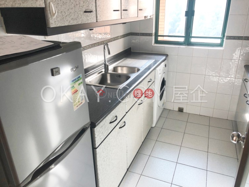 Lovely 2 bedroom with harbour views | For Sale | Hillsborough Court 曉峰閣 Sales Listings