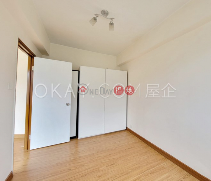 HK$ 26,800/ month, Race Tower Wan Chai District, Stylish 1 bedroom with racecourse views | Rental
