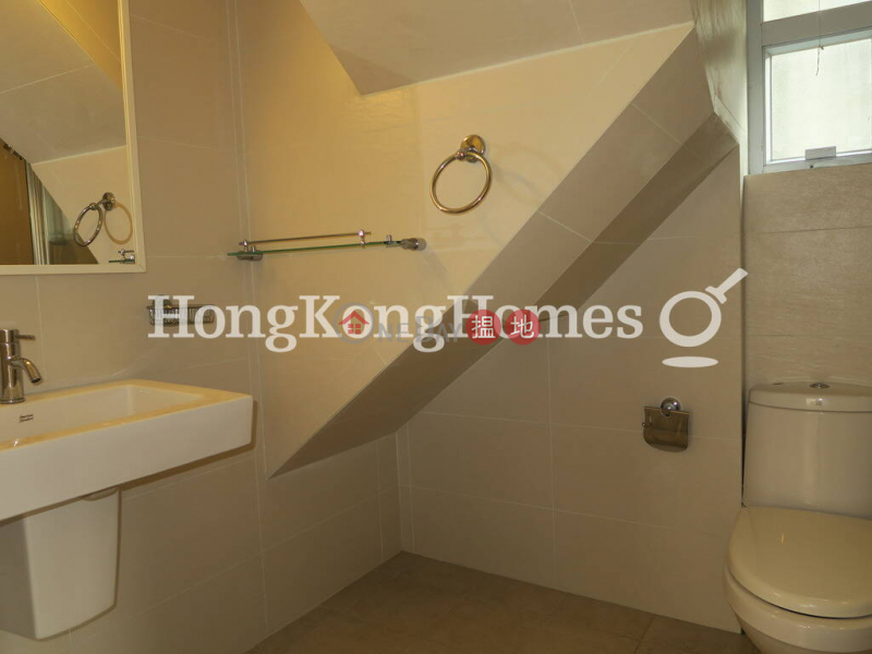 HK$ 50,000/ month Rhine Court, Western District, 3 Bedroom Family Unit for Rent at Rhine Court